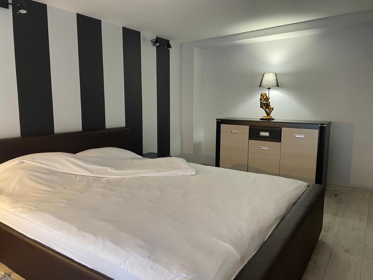 Modern-style Flat 2 * Riika