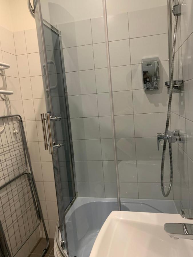 Huoneisto Modern-style Flat 2